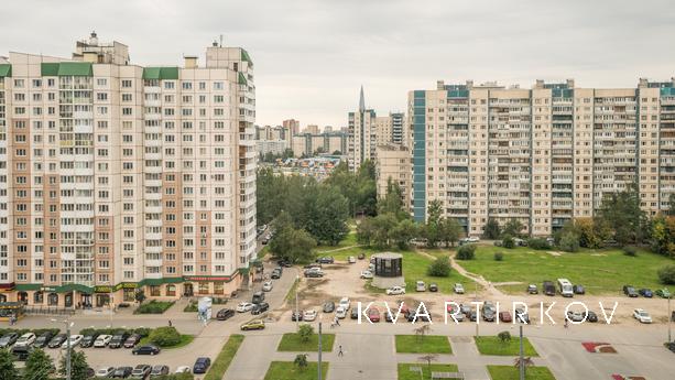 Apartments on Komendantsky Prospekt, Saint Petersburg - apartment by the day