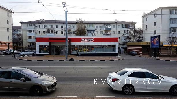 Посуточно ул Черняховского 19-3, Новороссийск - квартира посуточно