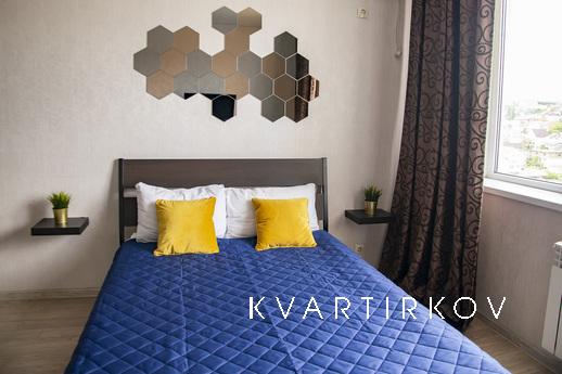 Посуточно ул Черняховского 19-3, Новороссийск - квартира посуточно