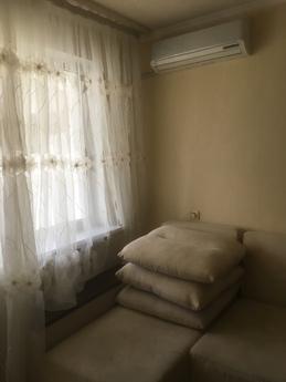 2-room apartment for rent on Tekstilshik, 6th floor of 9-sto