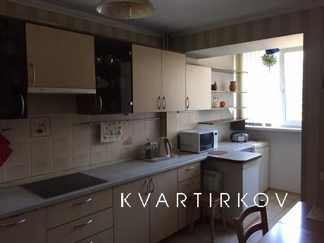 3 room apartment for rent. Palace of Ukr, Kyiv - apartment by the day