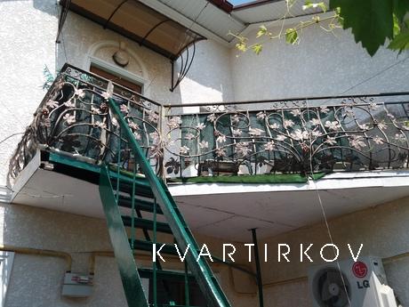 House by the sea, Odessa - apartment by the day