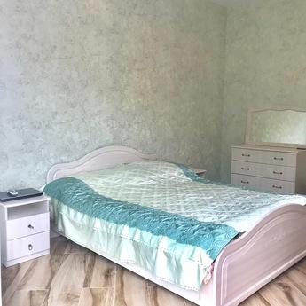 Квартира на берегу моря в центре Сочи, Сочи - квартира посуточно