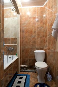 Бюджетная двухкомнатная квартира, Тюмень - квартира посуточно