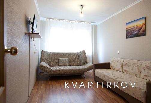 Бюджетная двухкомнатная квартира, Тюмень - квартира посуточно