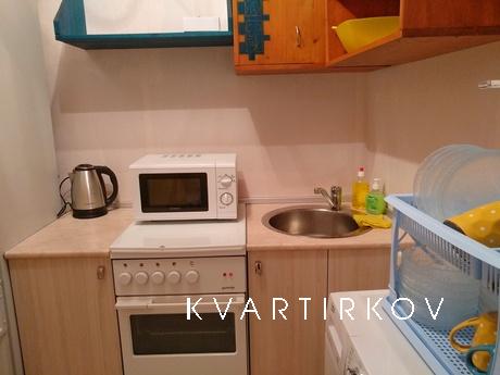 Бюджетная двухкомнатная квартира, Тюмень - квартира посуточно