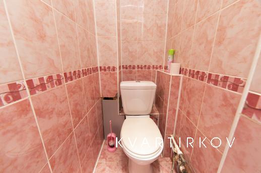 Уютная двухкомнатная квартира, Тюмень - квартира посуточно