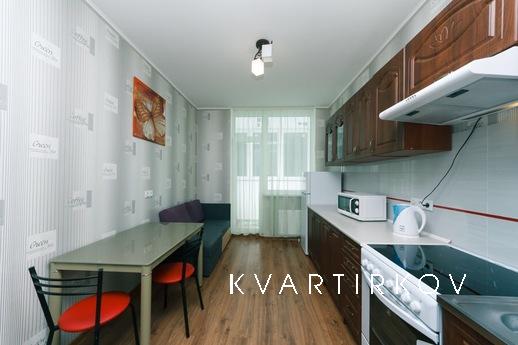 Сдам хорошую квартиру на Позняках, Киев - квартира посуточно