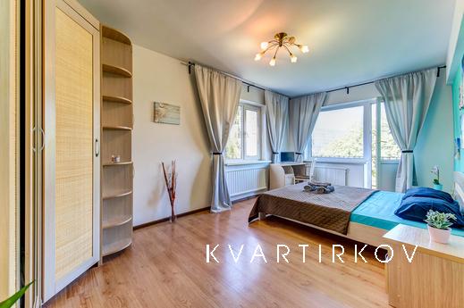 Traveller's Lux Apartment, Санкт-Петербург - квартира подобово