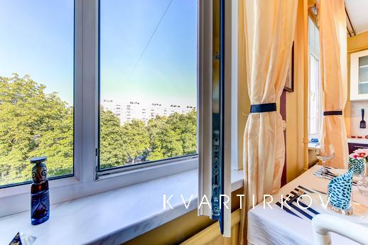 Traveller's Lux Apartment, Санкт-Петербург - квартира подобово