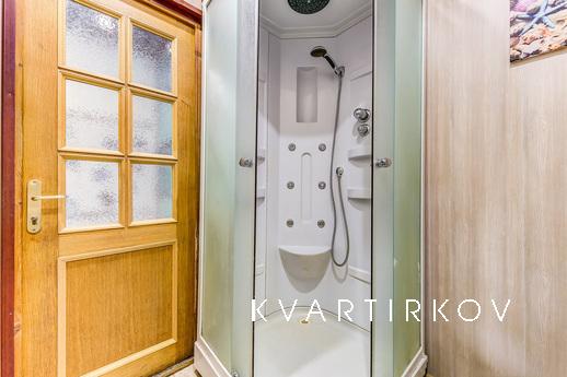 Tropical Apartment, Санкт-Петербург - квартира посуточно