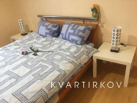 The center of Kiev, apartments with Jacu, Kyiv - apartment by the day