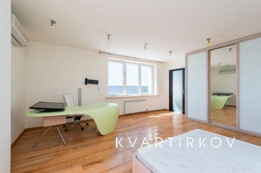 Equipped penthouse, Москва - квартира подобово