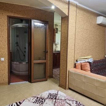 Посуточно почасово центр города Кременчу, Кременчуг - квартира посуточно