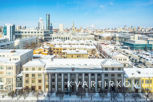 Видовые апартаменты в центре города, Екатеринбург - квартира посуточно