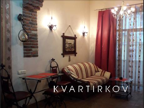 Apartment-studio with unusual interior in the centre of Kiev