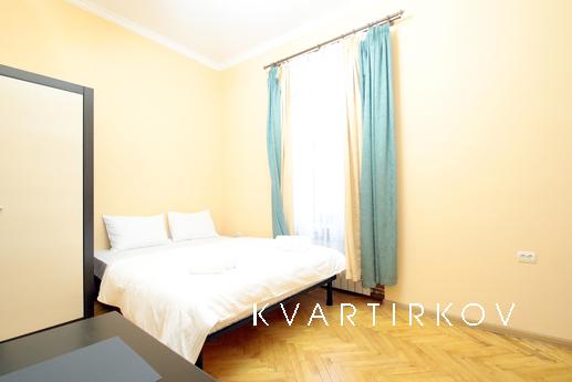 Апартаменти з 1-ю кімнатою знаходяться на вул.Куліша 45, на 