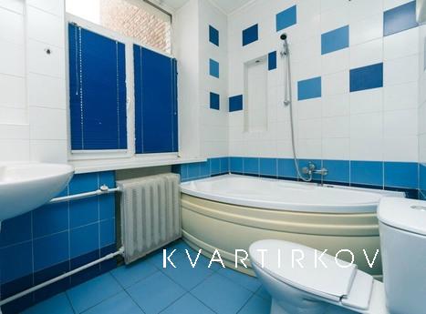 3-комнатная на Крещатике, Київ - квартира подобово