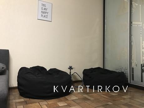 Rent an apartment Left Bank, Kalynova, Dnipro (Dnipropetrovsk) - apartment by the day