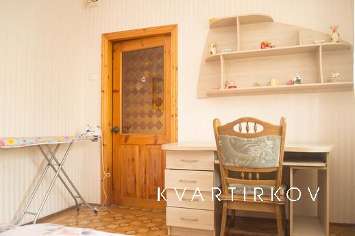 Warm and spacious apartment on Tairov with accommodation for