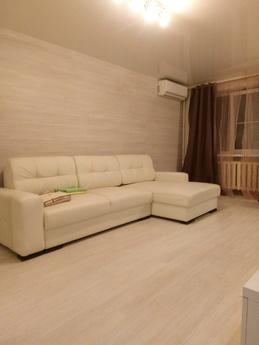 Место шикарное. В радиусе 300 метров Мамаев курган, стадион 