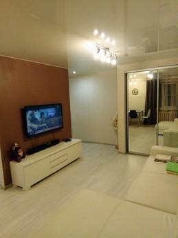 Хорошая студия  в центре города, Волгоград - квартира посуточно