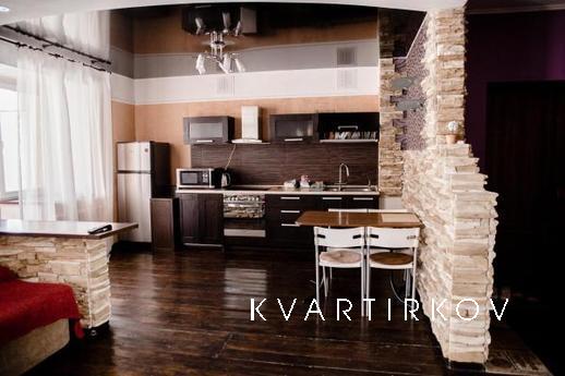 ДИЗАЙНЕРСКАЯ СТУДИЯ, Казань - квартира посуточно