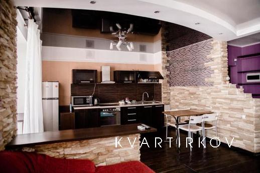 ДИЗАЙНЕРСКАЯ СТУДИЯ, Казань - квартира посуточно