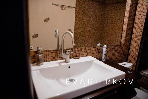 ДИЗАЙНЕРСКАЯ СТУДИЯ, Казань - квартира посуточно