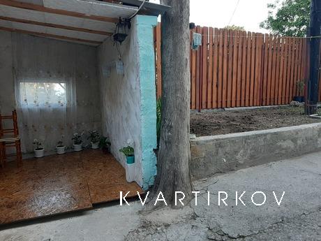 1ккв с двориком в пгт Восход, Ялта - квартира посуточно