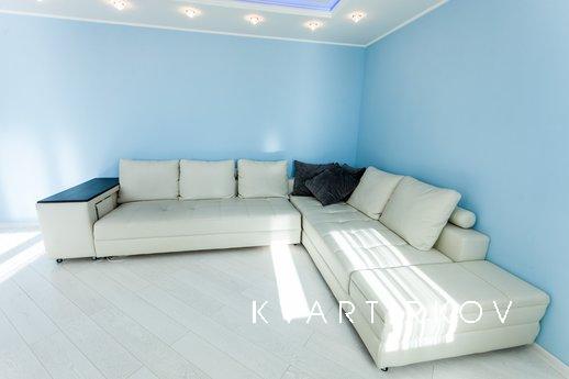 2 кв Михайловский Рынок, Тюмень - квартира посуточно