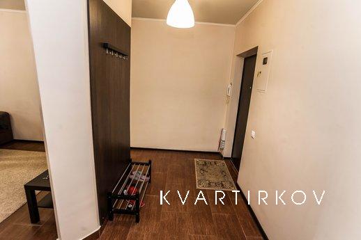 New apartment, for hours, days, Tyumen - apartment by the day
