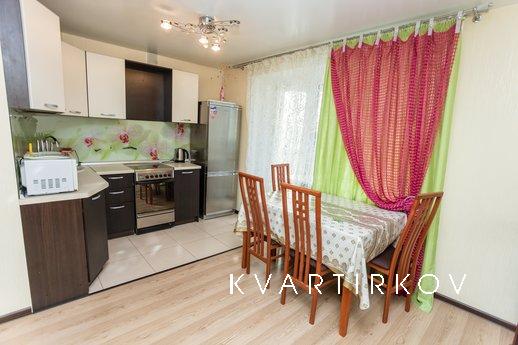 Apartments on Permyakova, Тюмень - квартира подобово