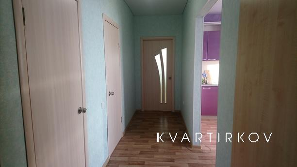 2 square district shopping center Crysta, Тюмень - квартира подобово