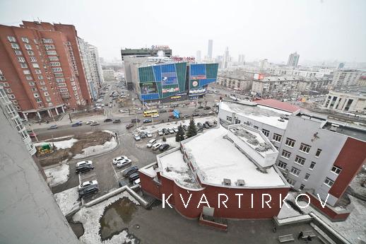 Вкусная квартира в центре, недорого!, Екатеринбург - квартира посуточно