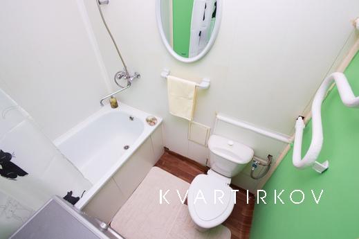 Квартира у УРГУПСа!, Екатеринбург - квартира посуточно