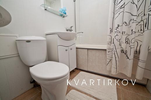 Квартира у ЖД ВОКЗАЛА!, Екатеринбург - квартира посуточно