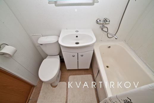 Квартира у ЖД ВОКЗАЛА!, Екатеринбург - квартира посуточно