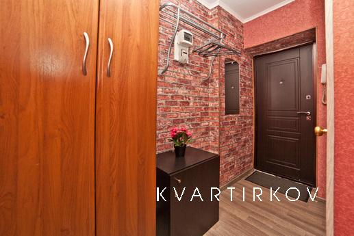 Квартира у ЖД ВОКЗАЛА!, Екатеринбург - квартира посуточно