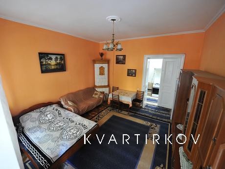 Luxury apartment in the center of Lviv, 5-8min to Market Squ