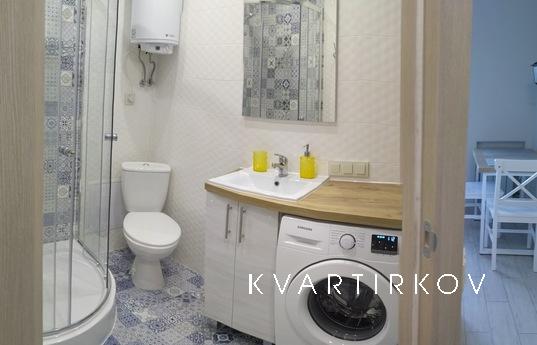 Daily rent excellent apartment, Kyiv - apartment by the day