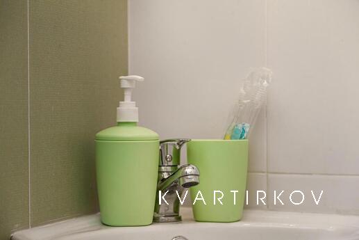 Уютная студия на Б.Татарской, Москва - квартира посуточно