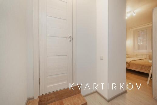 Уютная студия на Б.Татарской, Москва - квартира посуточно