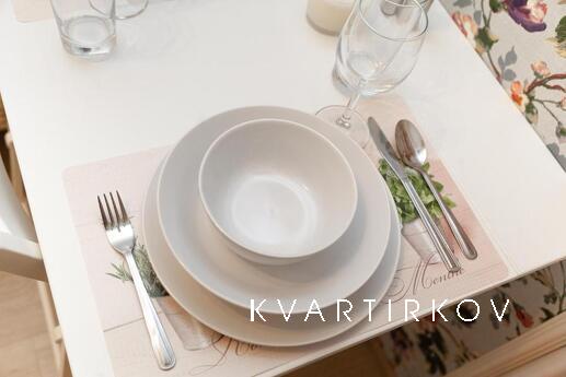 Уютная студия на Б.Татарской, Москва - квартира посуточно