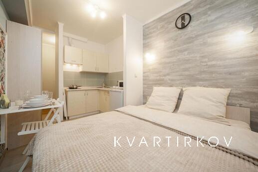 Уютная студия на Б.Татарской, Москва - квартира посуточно