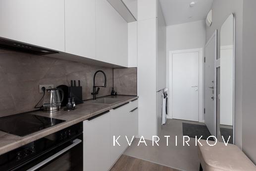 Уютная студия на Серебрякова 11к2, Москва - квартира посуточно