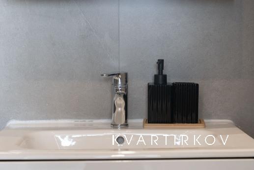 Уютная студия на Серебрякова 11к2, Москва - квартира посуточно