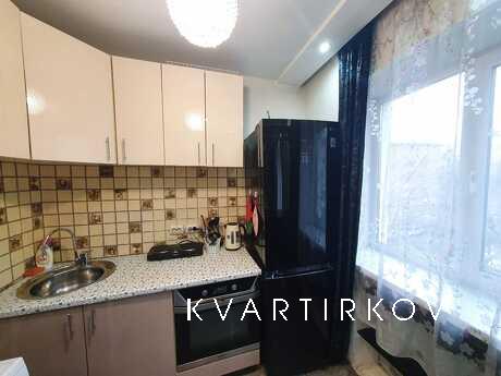 Квартира-студия посуточно ря с КалиноМол, Владивосток - квартира посуточно