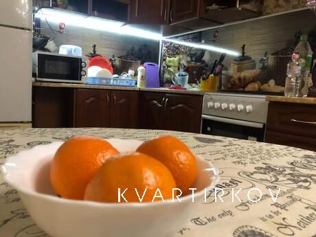 Not suitable for parties!!! We have about 40 comfortable apa