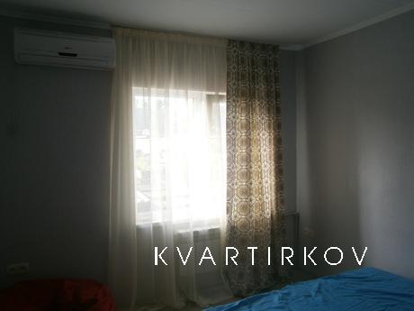 Separate houses in 3 min. from the beach, Odessa - apartment by the day